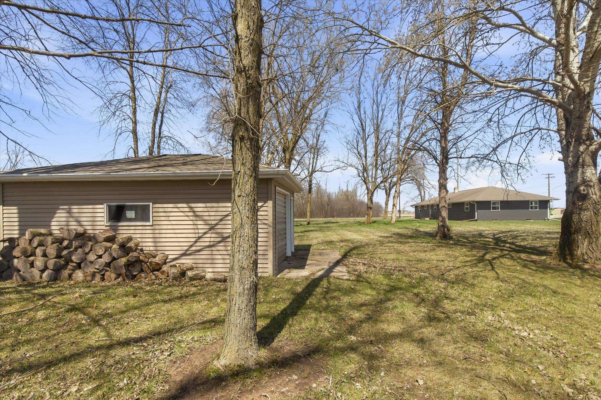 N8893 County Road North Menasha, WI 54952 - Photo 23 of 29