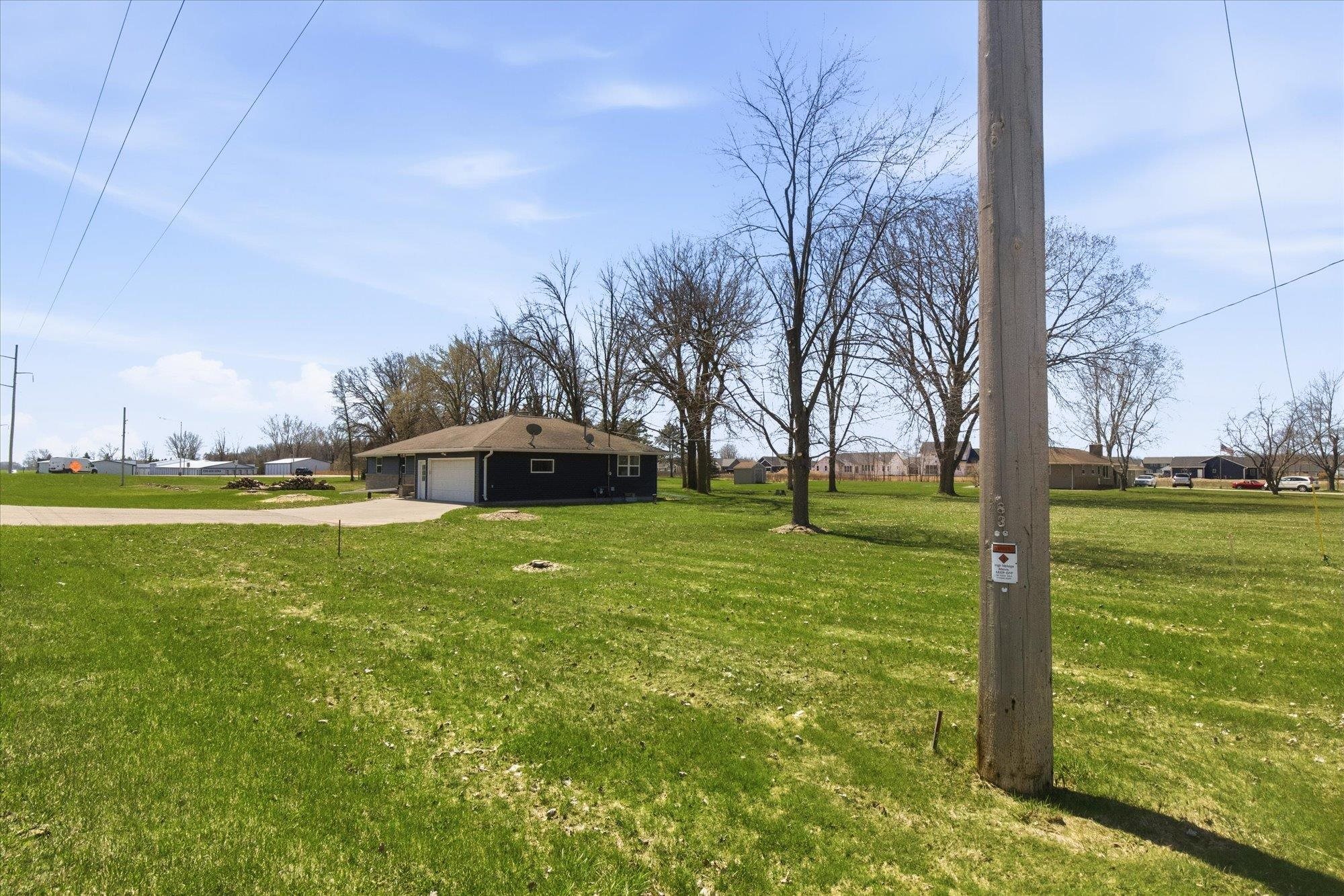 N8893 County Road North Menasha, WI 54952 - Photo 25 of 29