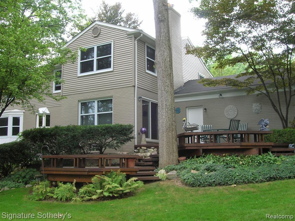 5745 Raven Road Bloomfield Hills, MI 48301 - Photo 2 of 23 Rear Elevation