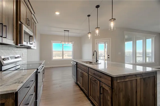 $465,000 | 1317 North Holland Court, Independence, MO 64056