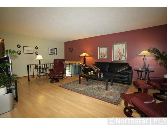 9616 Toledo Road Bloomington, MN 55437 - Photo 4 of 18