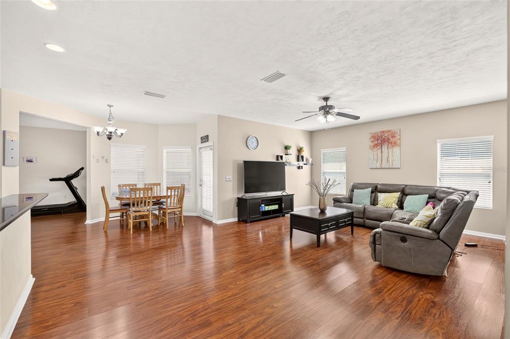 8391 Southwest 75th Road Gainesville, FL 32608 - Photo 13 of 43 Gallery Image 13