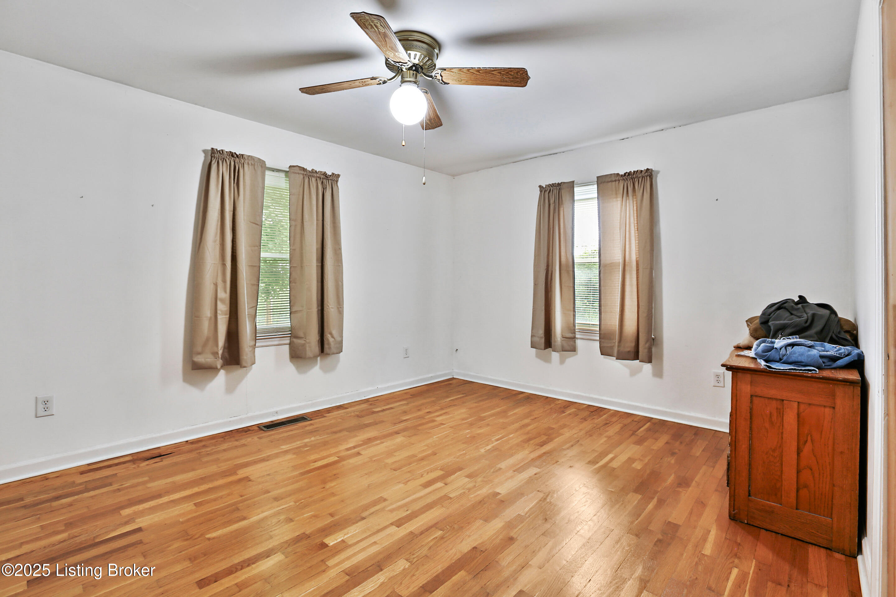 8600 Waddy Road Waddy, KY 40076 - Photo 17 of 36 CT6C5176