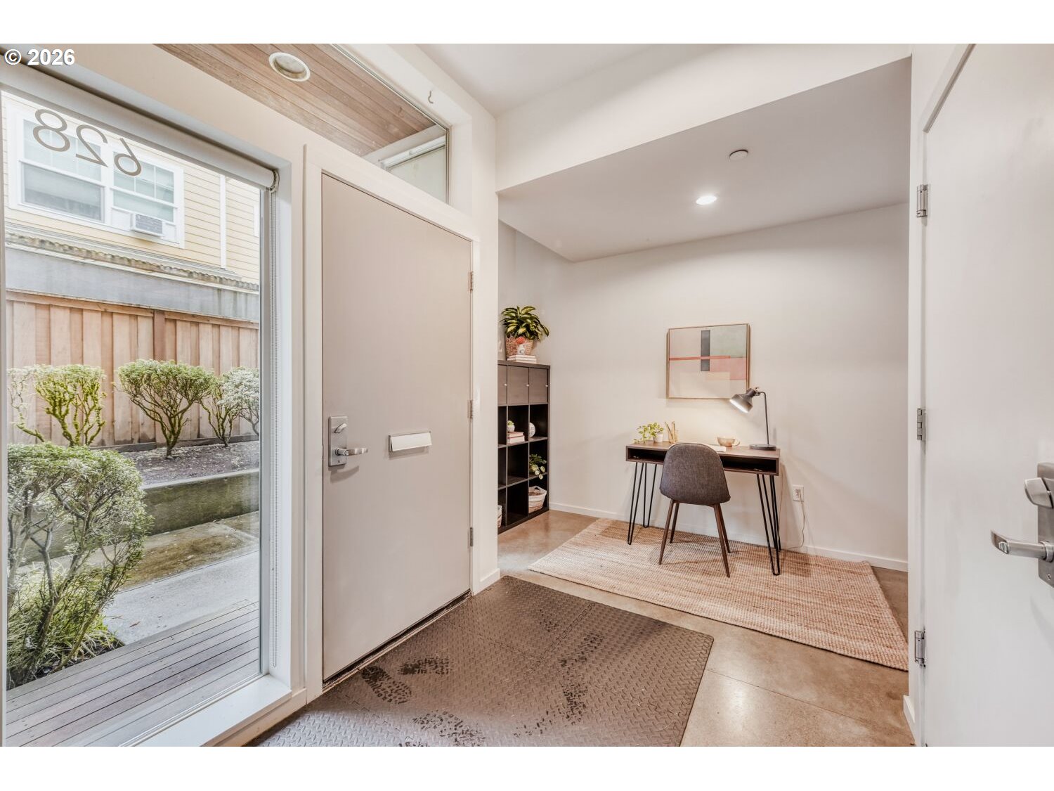 628 Northeast Knott Street, Unit 9 Portland, OR 97212 - Photo 3 of 17