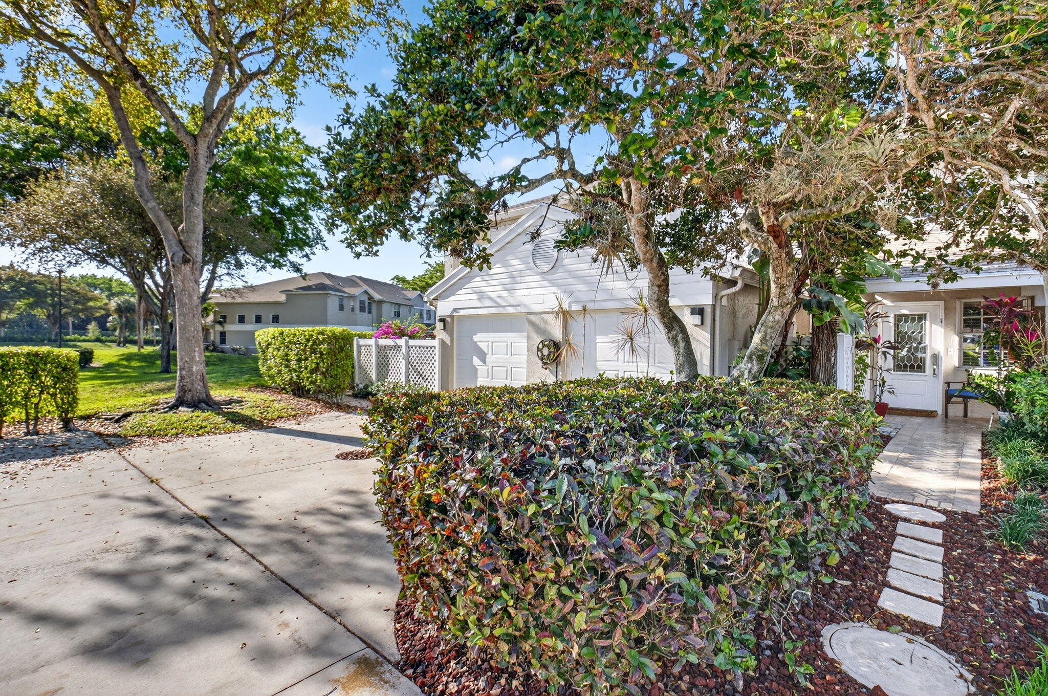 9064 Boca Gardens Parkway, Unit B Boca Raton, FL 33496 - Photo 34 of 41 ENTRANCE