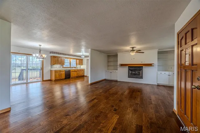 $239,900 | 626 County Road 5-404, Lebanon, MO 65536