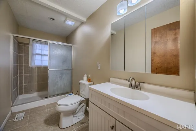 $239,900 | 626 County Road 5-404, Lebanon, MO 65536