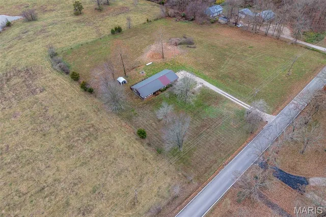 $239,900 | 626 County Road 5-404, Lebanon, MO 65536