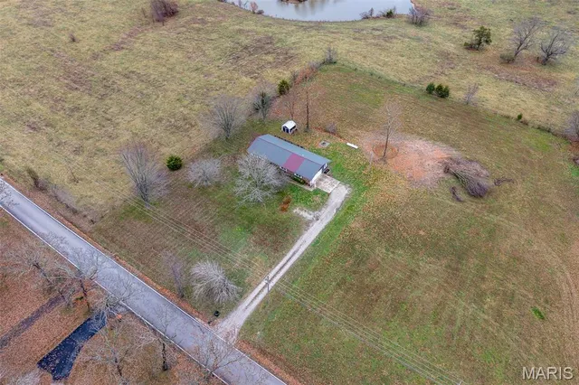$239,900 | 626 County Road 5-404, Lebanon, MO 65536