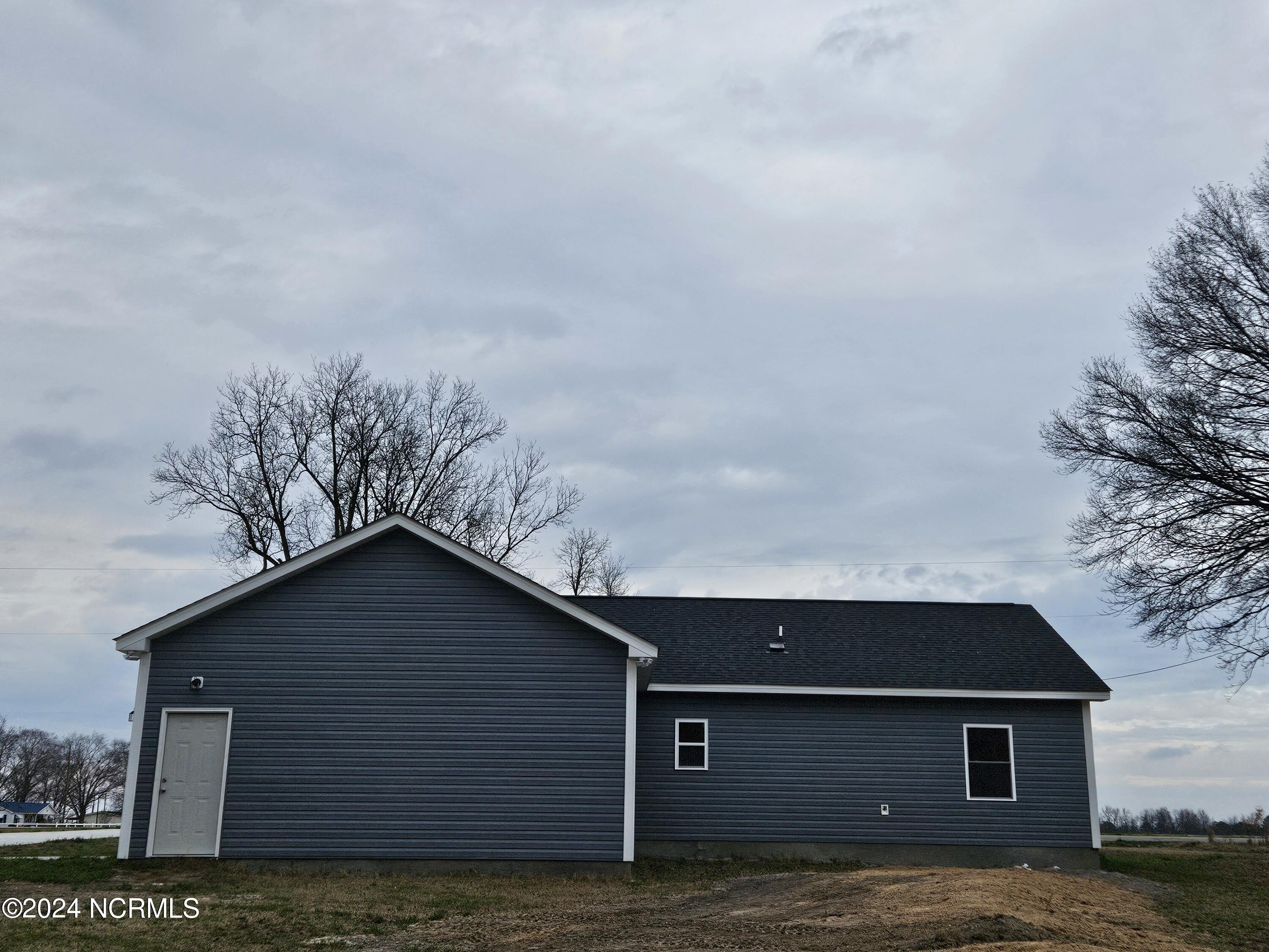 1015 Oberry Road Dudley, NC 28333 - Photo 7 of 26 Back View of Home