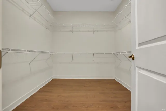 $365,900 | 3091 Dowgate Drive, Newburgh, IN 47630