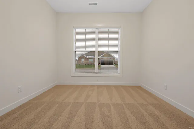 $365,900 | 3091 Dowgate Drive, Newburgh, IN 47630