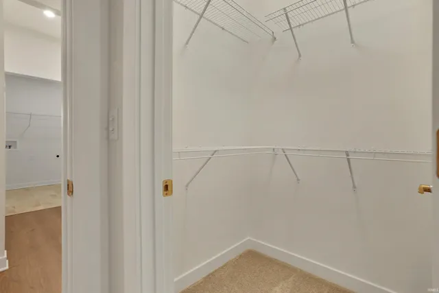 $365,900 | 3091 Dowgate Drive, Newburgh, IN 47630