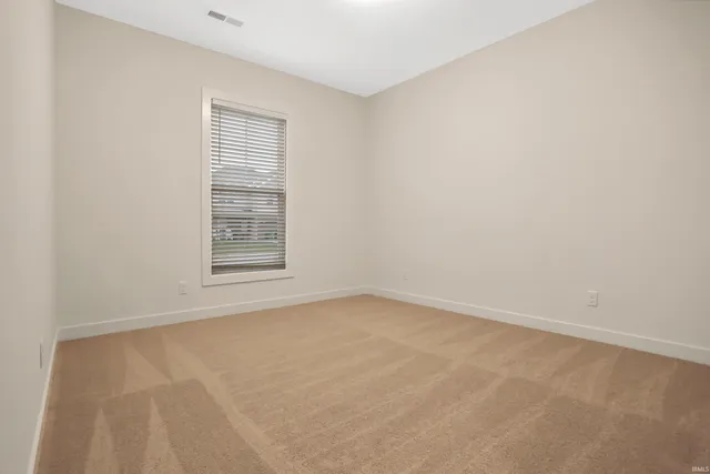 $365,900 | 3091 Dowgate Drive, Newburgh, IN 47630