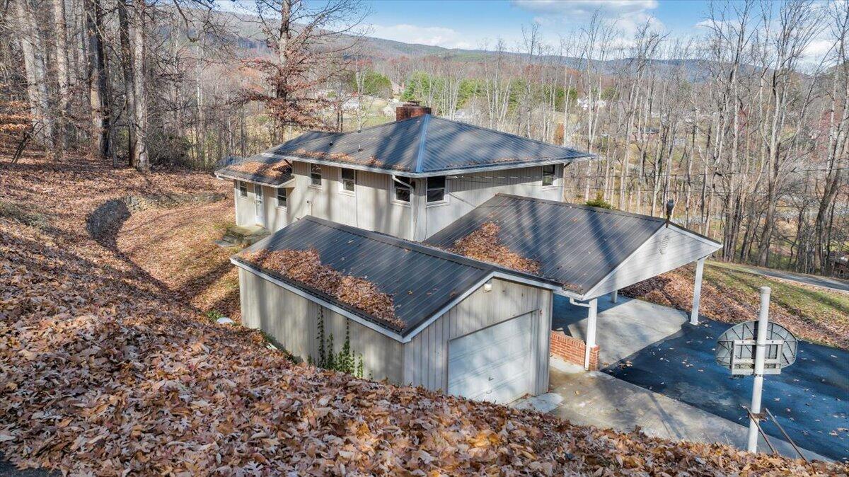 4151 Givens Road Salem, VA 24153 - Photo 38 of 45