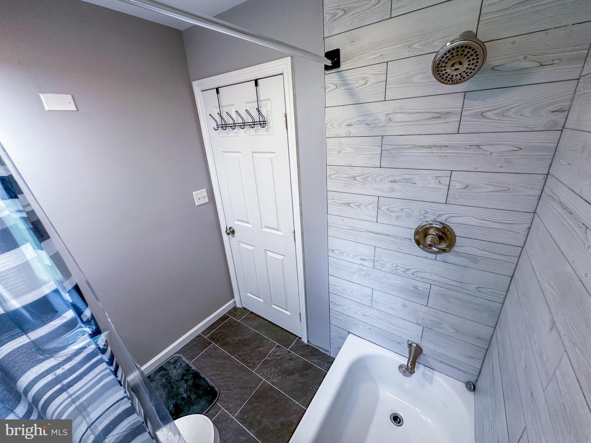 218 Hurffville - Cross Keys Road Sewell, NJ 08080 - Photo 16 of 35 Gallery Image 16