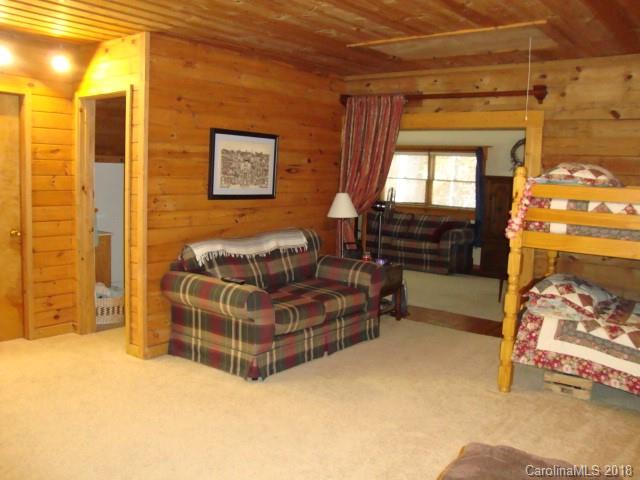 249 Nottingham Road, Unit 10 Maggie Valley, NC 28751 - Photo 14 of 24 a view of workspace with window