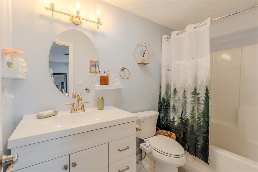 255 North Road, Unit 200 Chelmsford, MA 01824 - Photo 20 of 33 Gallery Image 20