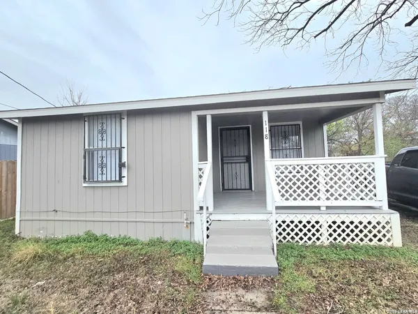 $1,050 | 118 Fuente Alley, San Antonio, TX 78210