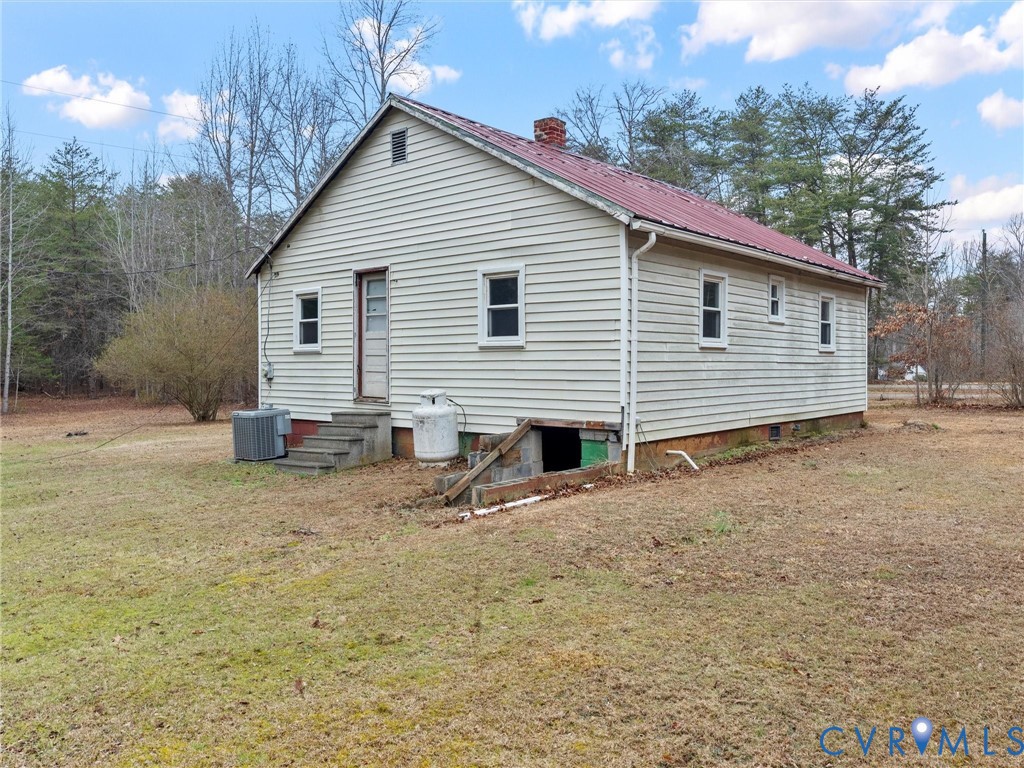 26811 East Sayler's Creek Road Rice, VA 23966 - Photo 31 of 37 Gallery Image 31