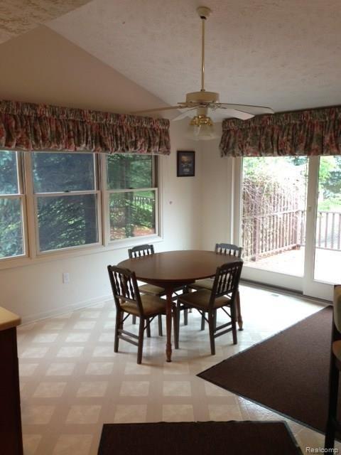 2198 West Barron Road Howell, MI 48855 - Photo 9 of 25 breakfast area with windows to enjoy the scenery.jpg