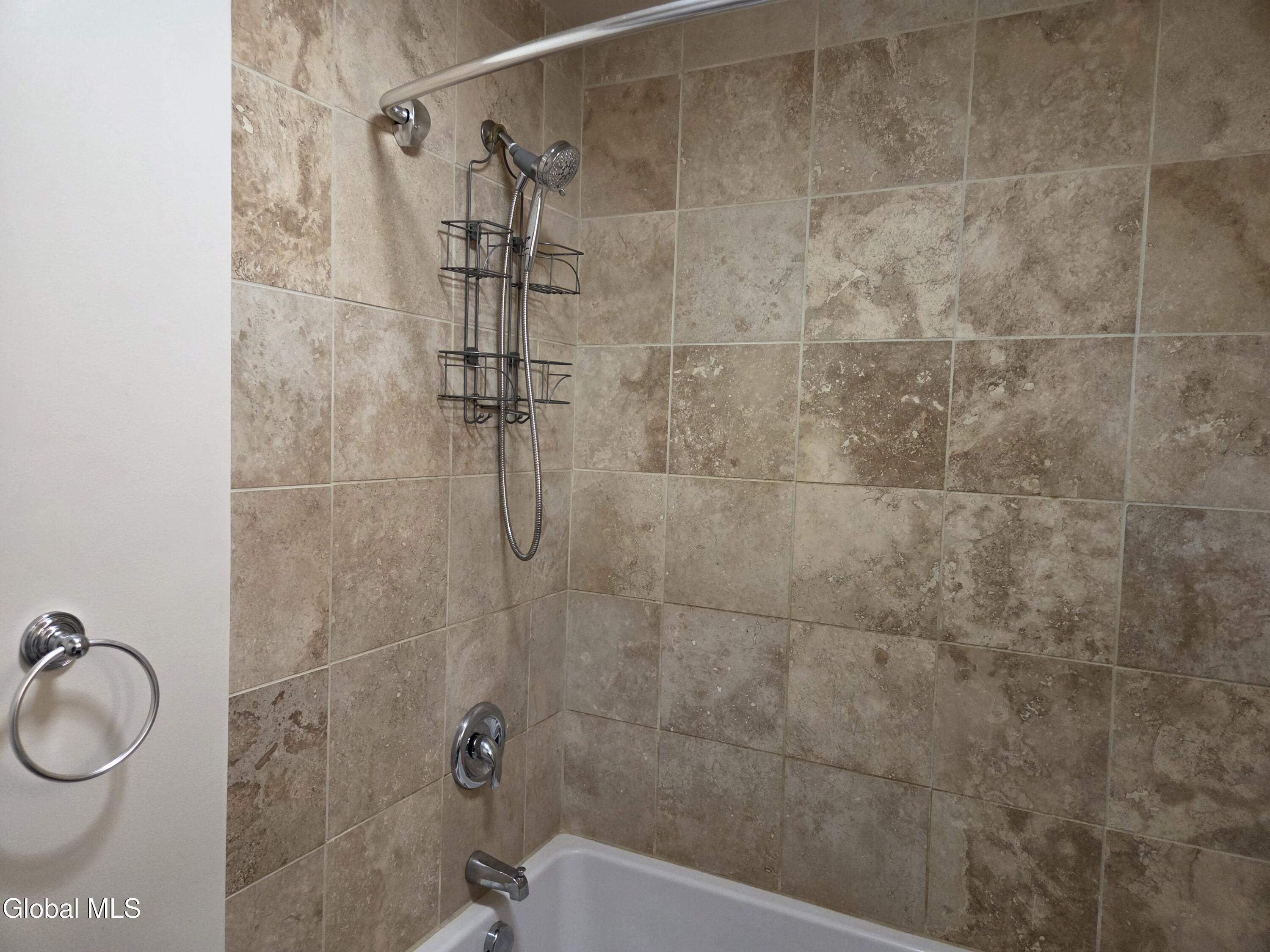669 Pawling Avenue, Unit 2 Troy, NY 12180 - Photo 15 of 18 5736