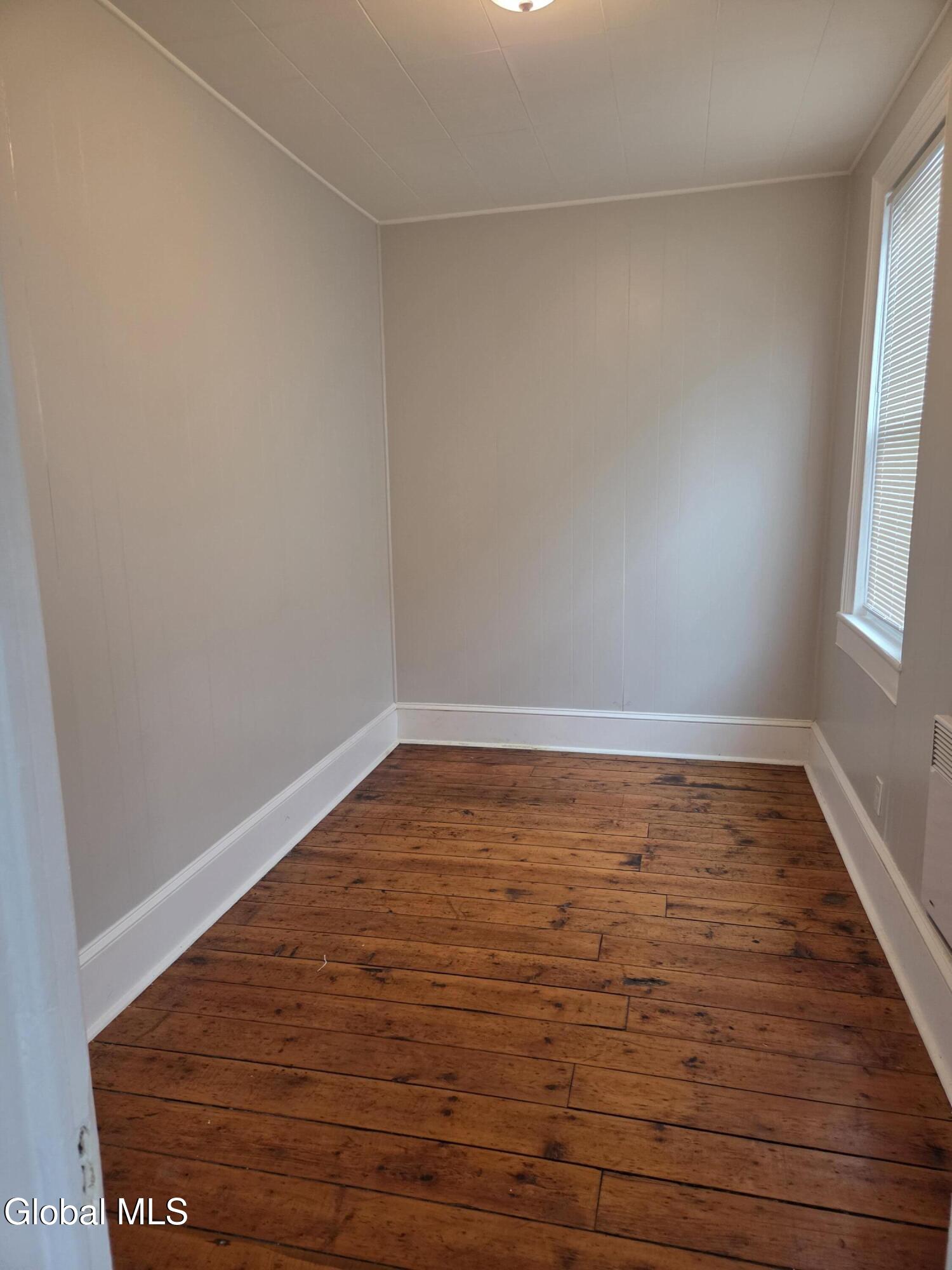 669 Pawling Avenue, Unit 2 Troy, NY 12180 - Photo 6 of 12 3968