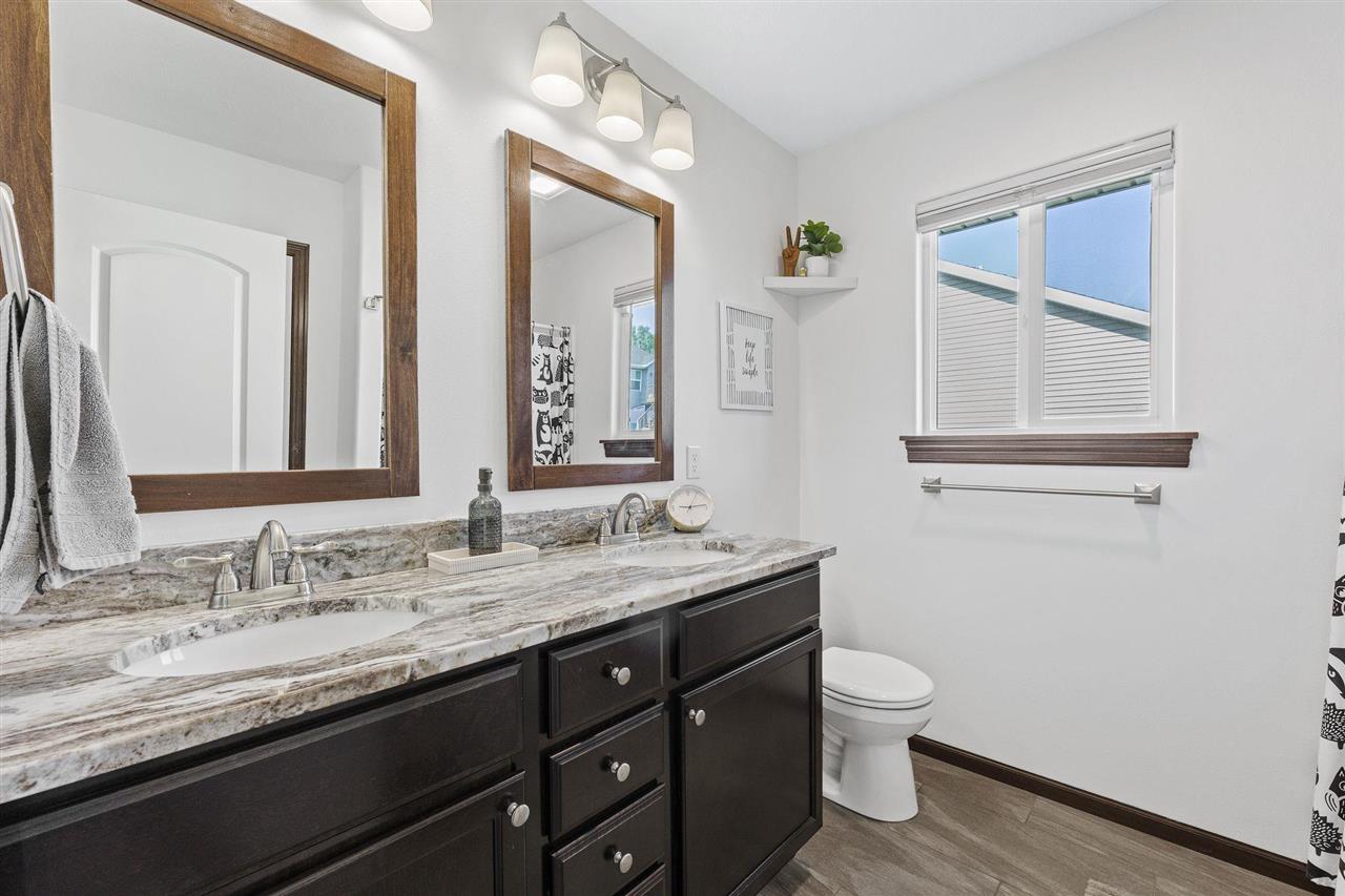 2106 Shady Grove Road Southwest Cedar Rapids, IA 52404 - Photo 19 of 30 Gallery Image 19