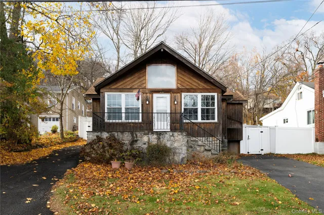 $325,000 | 46 Entrance Way, Mahopac, NY 10541