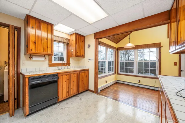 $325,000 | 46 Entrance Way, Mahopac, NY 10541