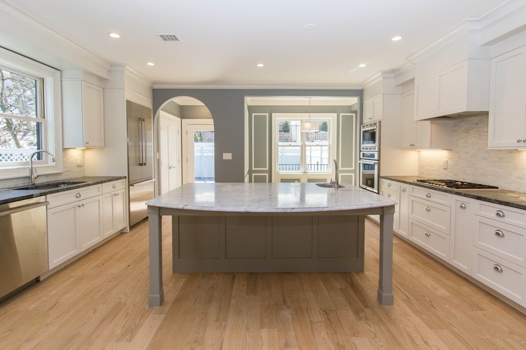 90 Columbia Street, Unit 90 Brookline, MA 02446 - Photo 3 of 26