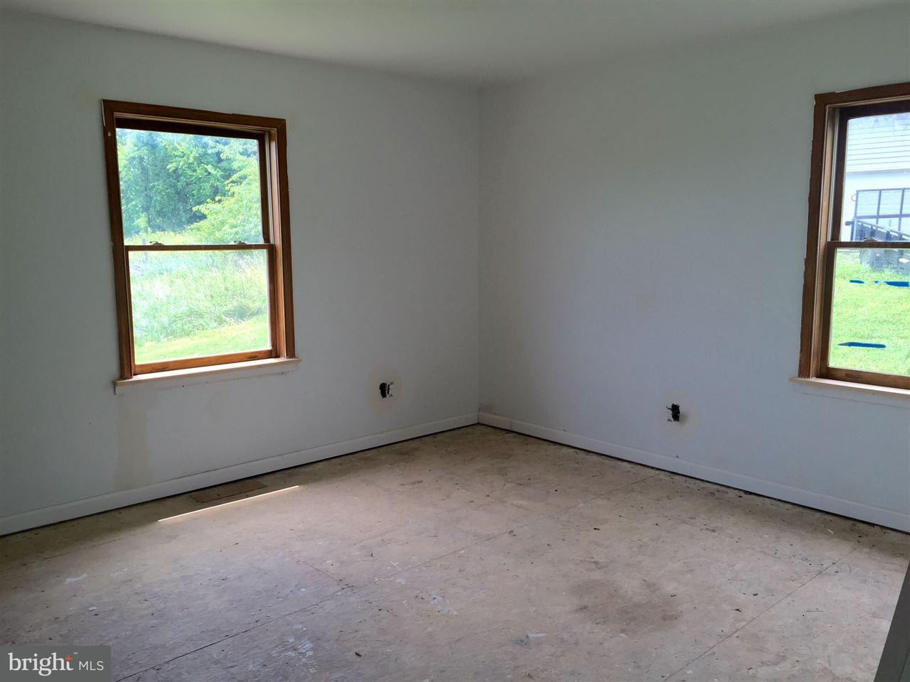 231 Kunkle Road Fawn Grove, PA 17321 - Photo 6 of 10 Gallery Image 6