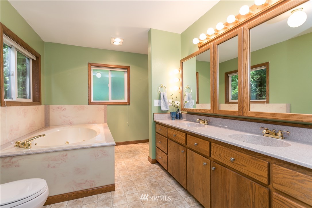 5689 Knight Road Bellingham, WA 98226 - Photo 14 of 25
