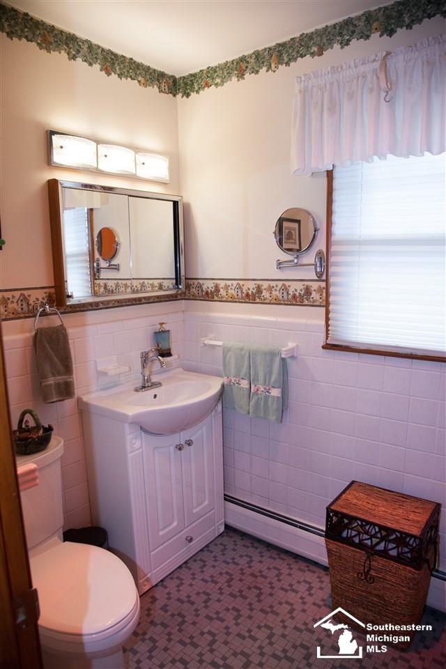 10487 Grafton Road Carleton, MI 48117 - Photo 43 of 54 31352619-42.JPG
