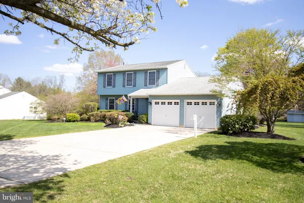 $549,999 | 226 Fawn Meadow Drive, Mount Royal, NJ 08061