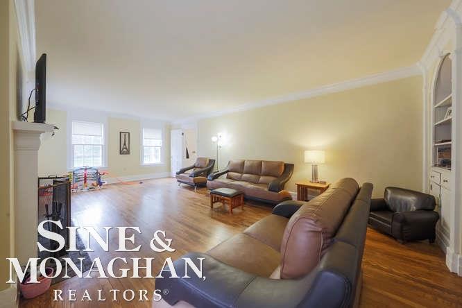 113 Moran Road Grosse Pointe Farms, MI 48236 - Photo 12 of 43