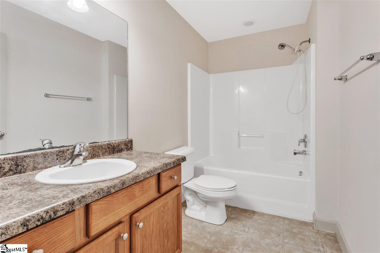 128 Wofford Road Taylors, SC 29687 - Photo 19 of 36 Gallery Image 19
