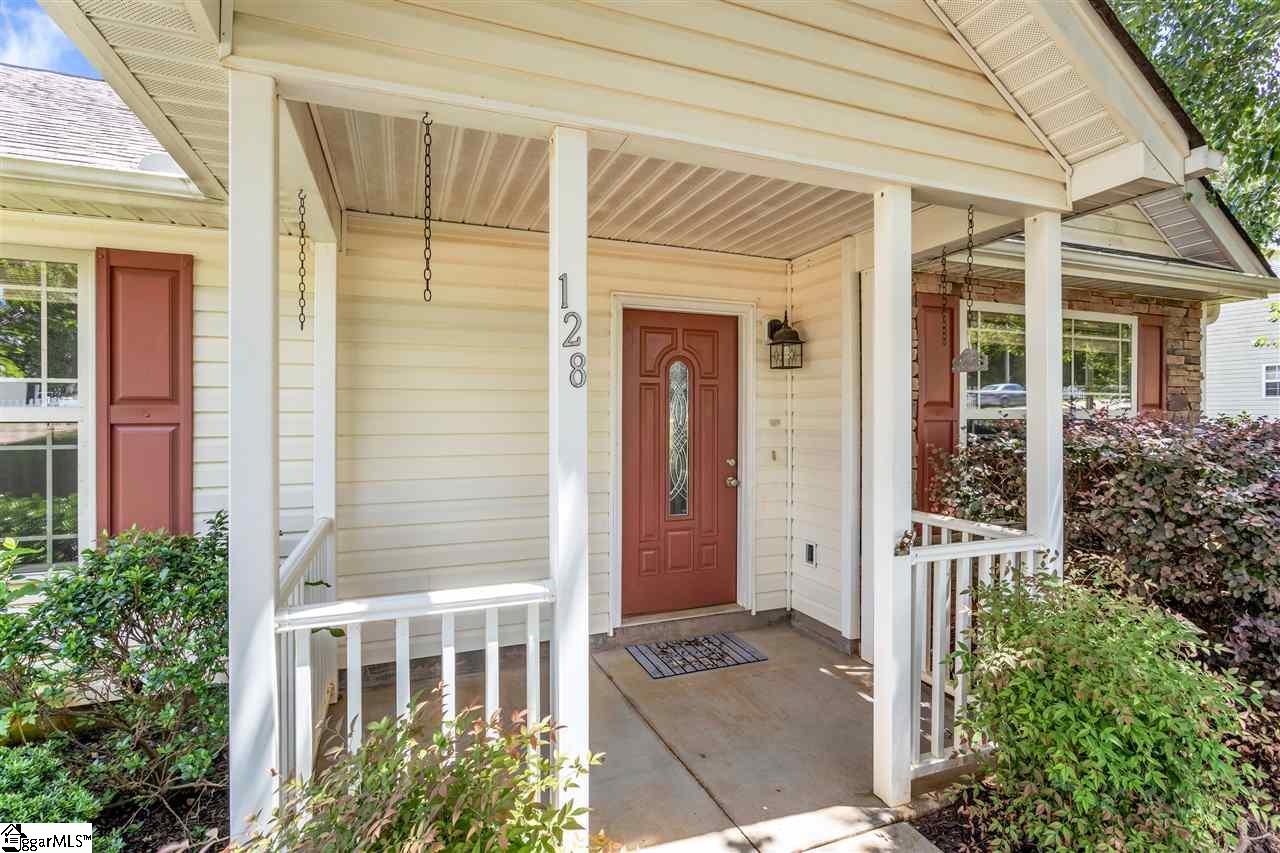 128 Wofford Road Taylors, SC 29687 - Photo 4 of 36 Gallery Image 4