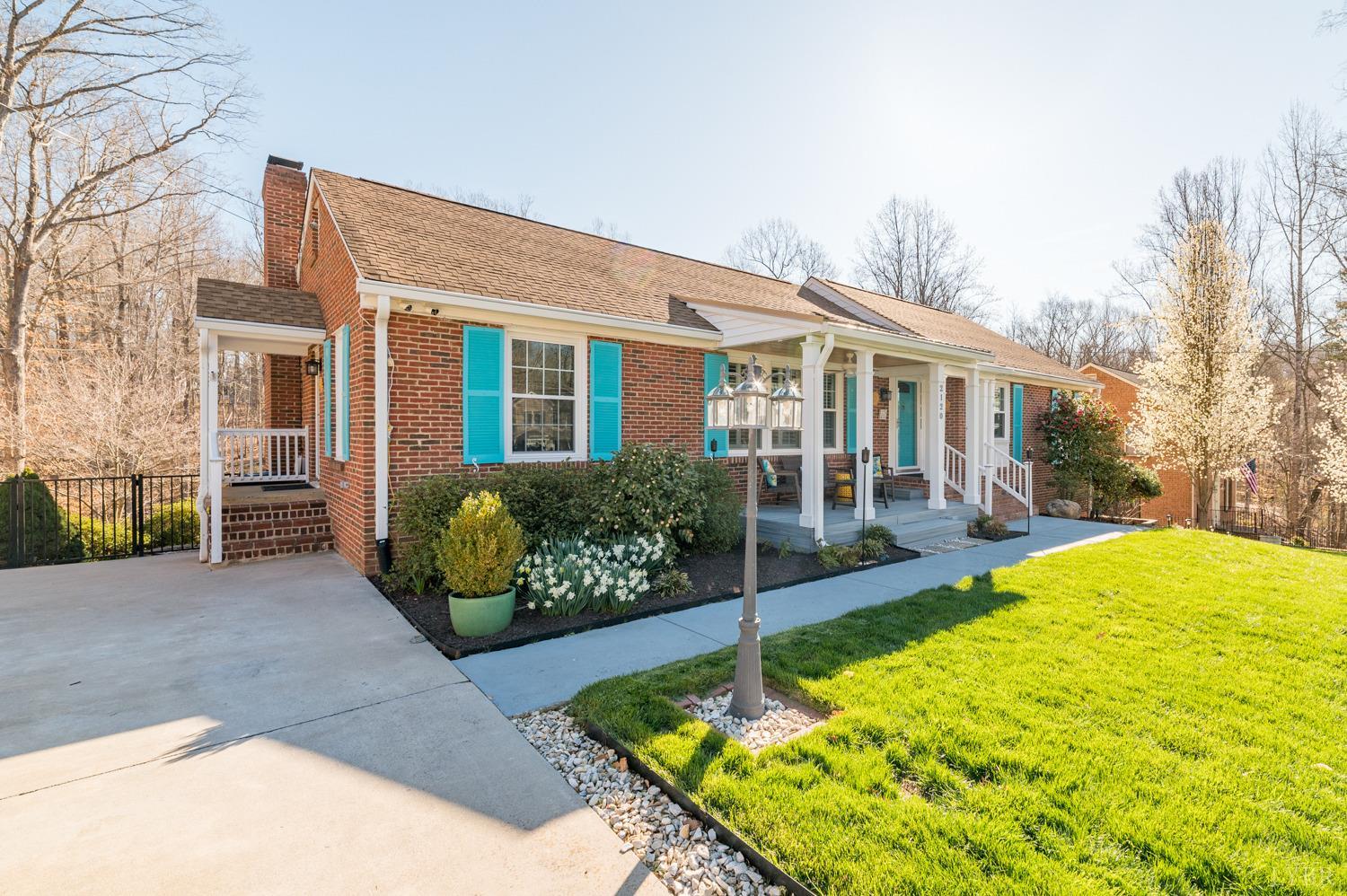 2120 Burnt Bridge Road Lynchburg, VA 24503 - Photo 2 of 70 Gallery Image 2