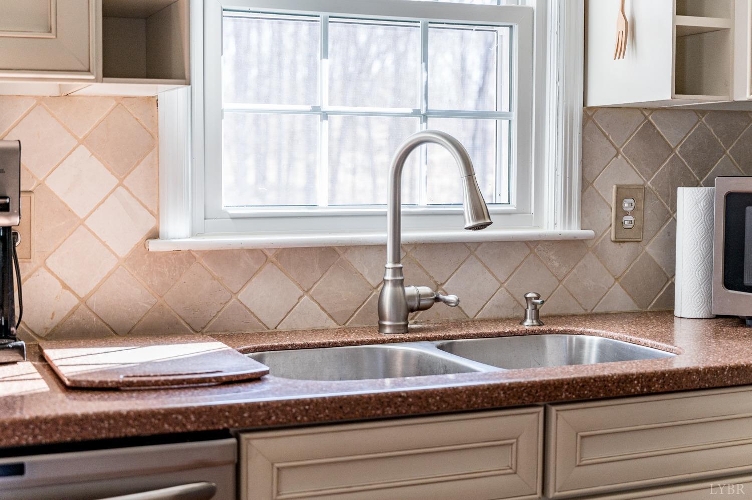 2120 Burnt Bridge Road Lynchburg, VA 24503 - Photo 28 of 70 Gallery Image 28