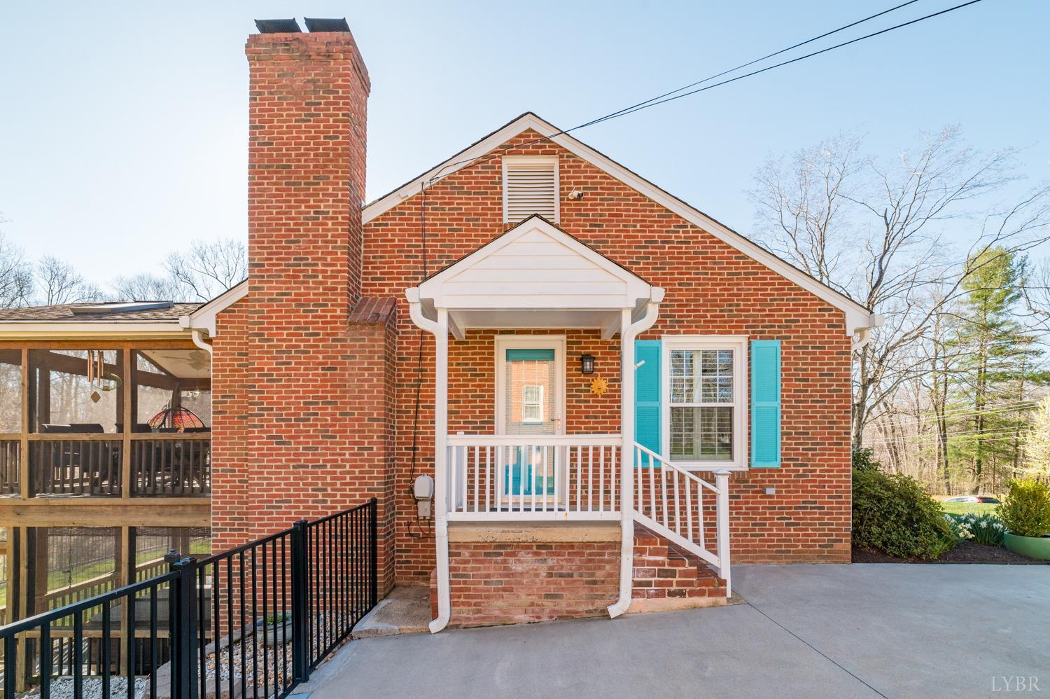 2120 Burnt Bridge Road Lynchburg, VA 24503 - Photo 3 of 70 Gallery Image 3