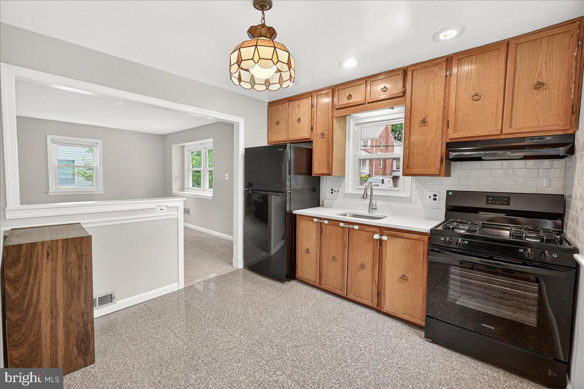 10408 Huntley Avenue Silver Spring, MD 20902 - Photo 20 of 41