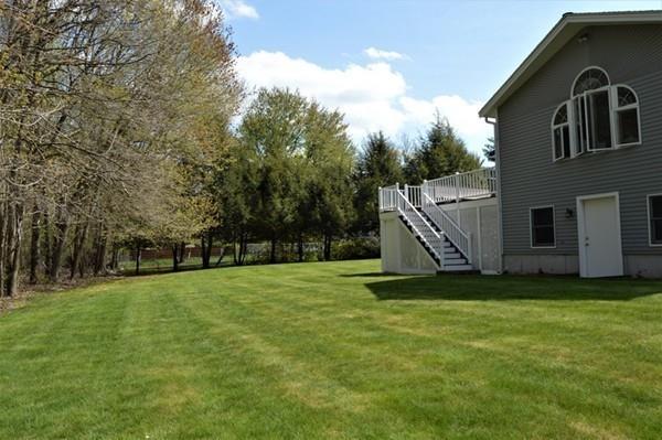 39 Pattys Road Mansfield, MA 02048 - Photo 31 of 32 Gallery Image 31