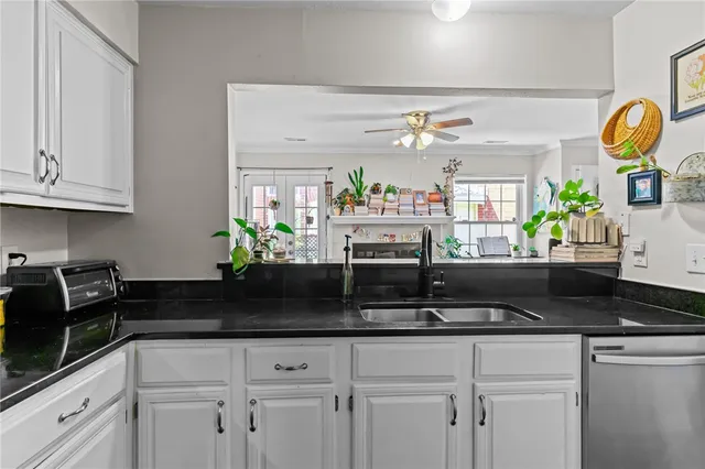 $299,999 | 626 Smithfield Road, Unit 903, North Providence, RI 02904