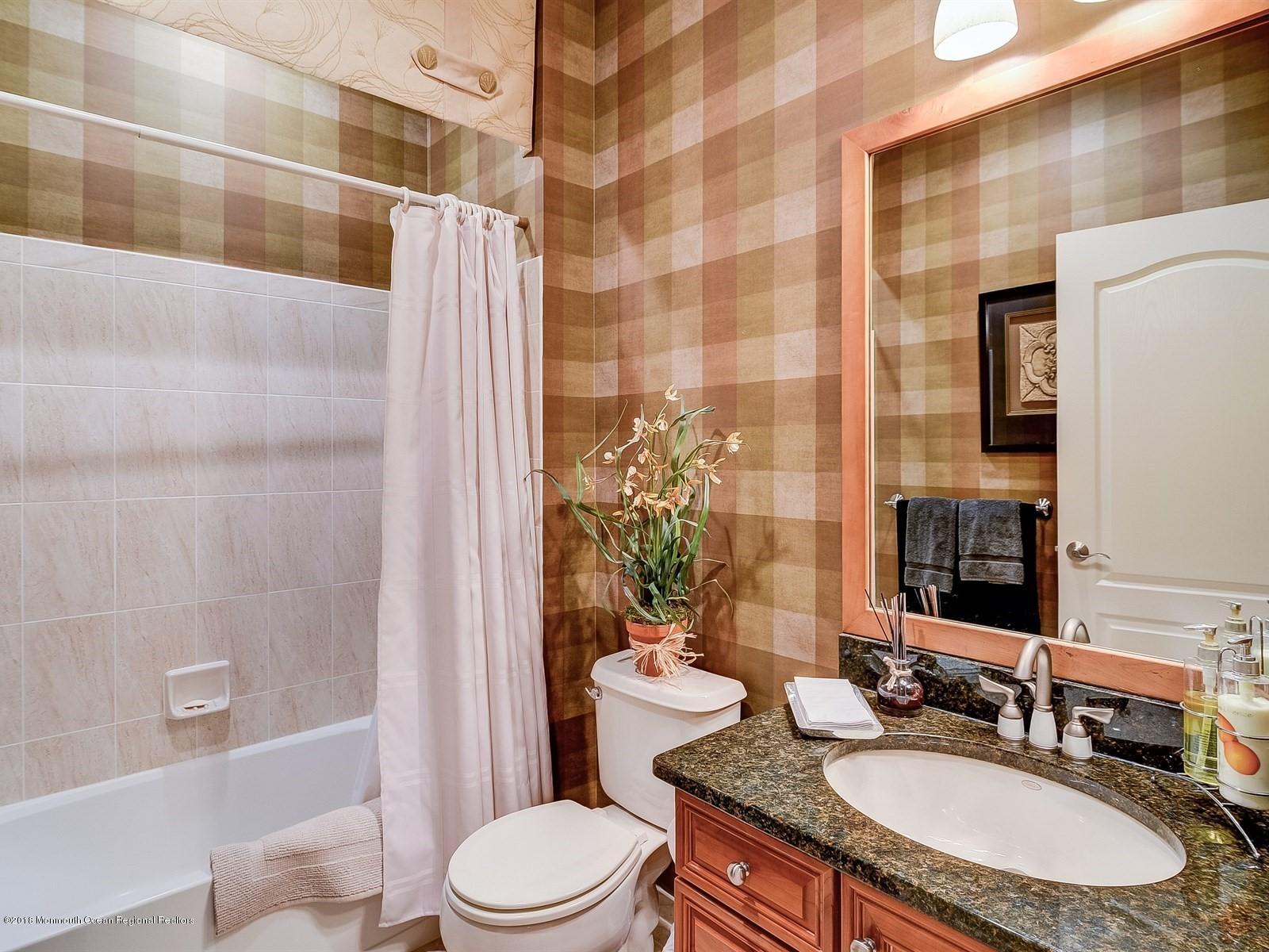 5 Yates Road Manalapan, NJ 07726 - Photo 22 of 34 029_Full Bath