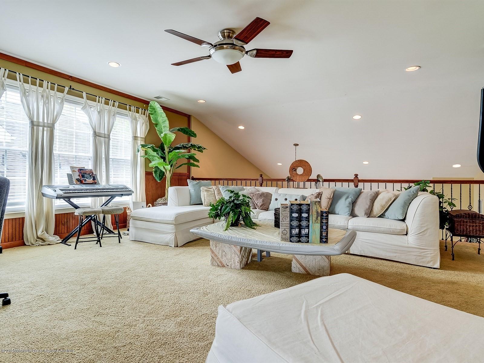 5 Yates Road Manalapan, NJ 07726 - Photo 23 of 34 030_Loft