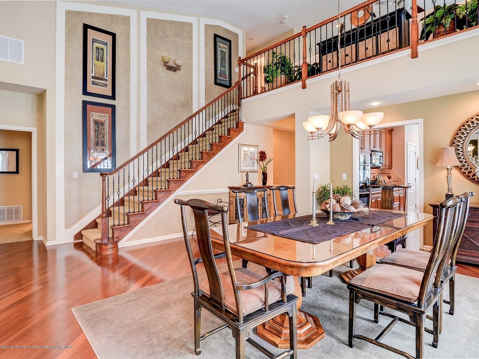 5 Yates Road Manalapan, NJ 07726 - Photo 7 of 34 019_Dining