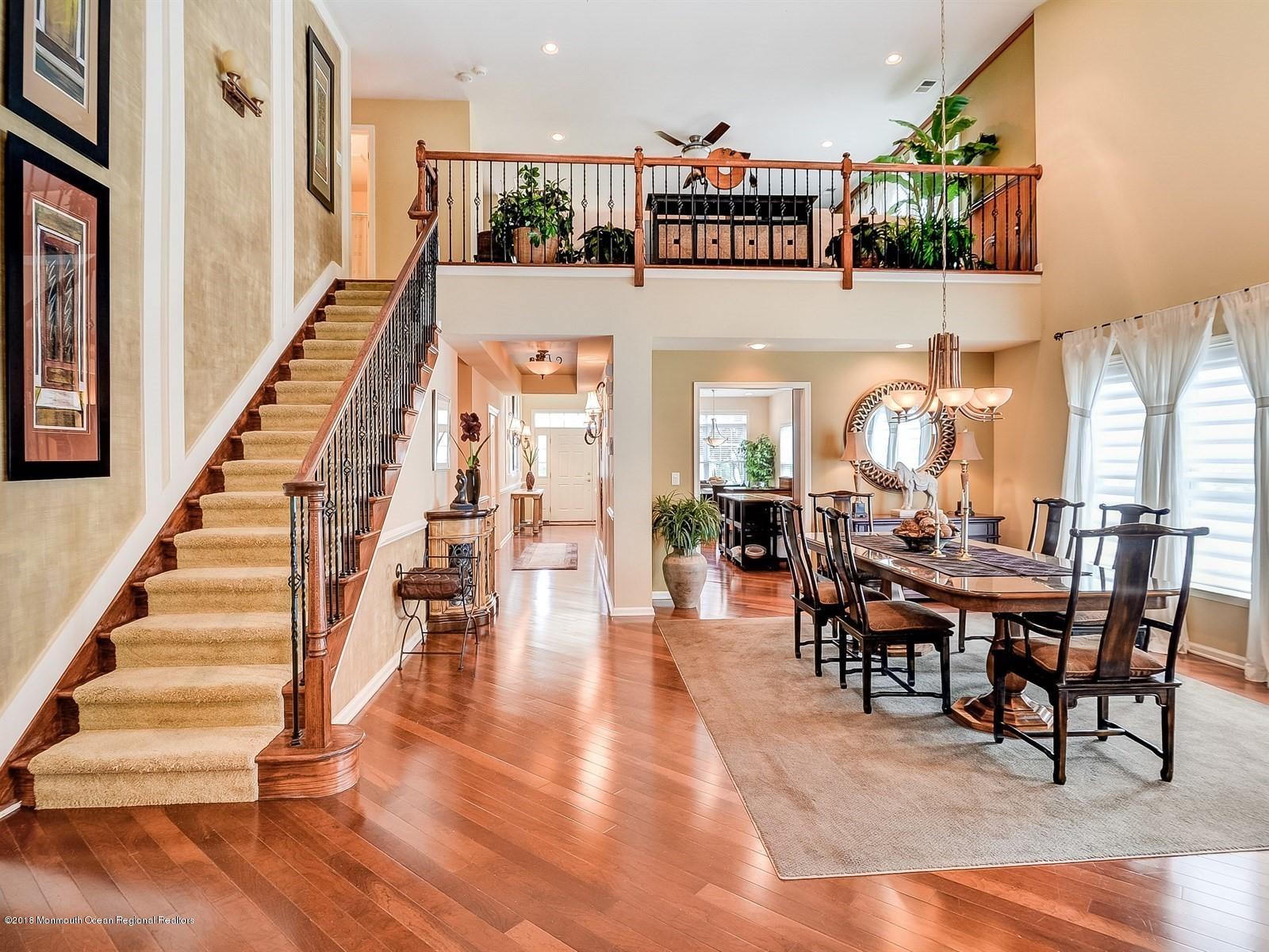 5 Yates Road Manalapan, NJ 07726 - Photo 8 of 34 020_Dining