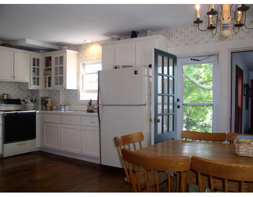827 Hill Road Boxborough, MA 01719 - Photo 5 of 16