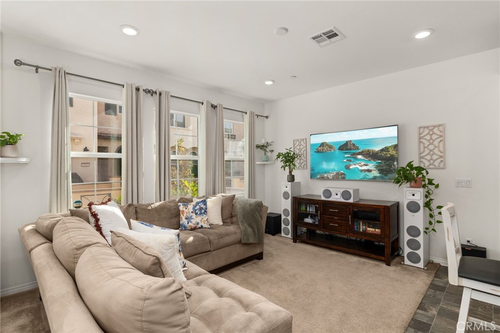 7549 Spitfire Street Chino, CA 91708 - Photo 7 of 23